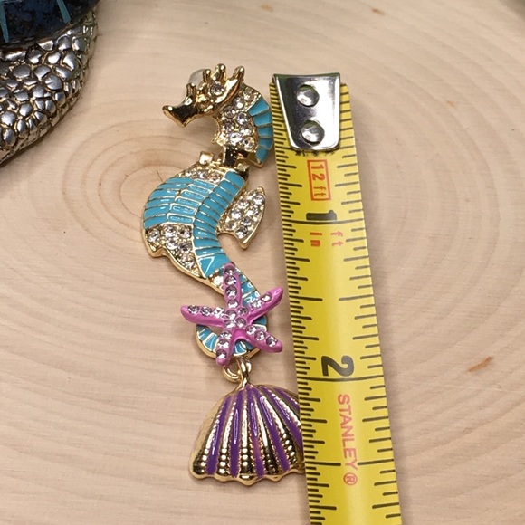 Enamel Seahorse Earrings with Rhinestones - Picture 7 of 8